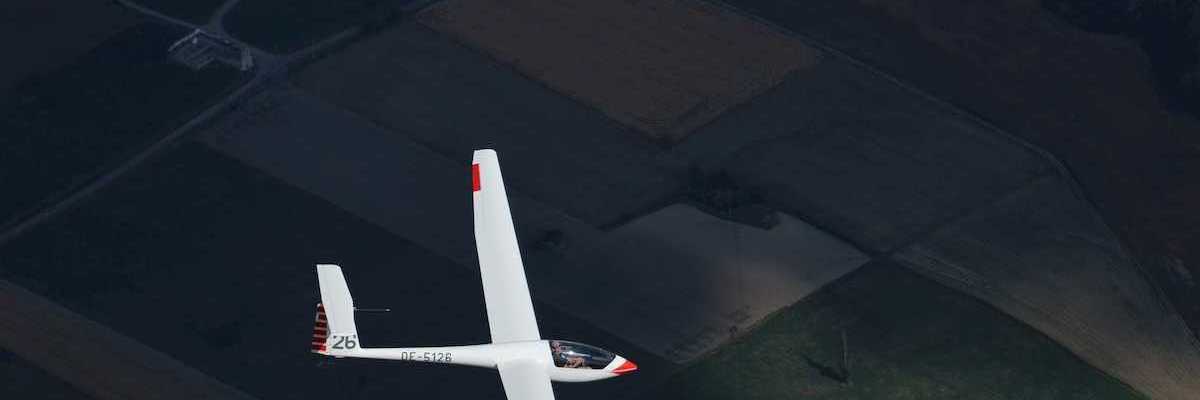 Flugwegposition um 14:22:35: Aufgenommen in der Nähe von Département Hautes-Alpes, Frankreich in 1269 Meter